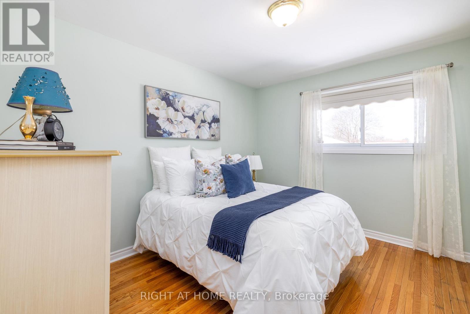 31 Thorncliffe Drive, Belleville, Ontario  K8P 4L3 - Photo 12 - X12820266