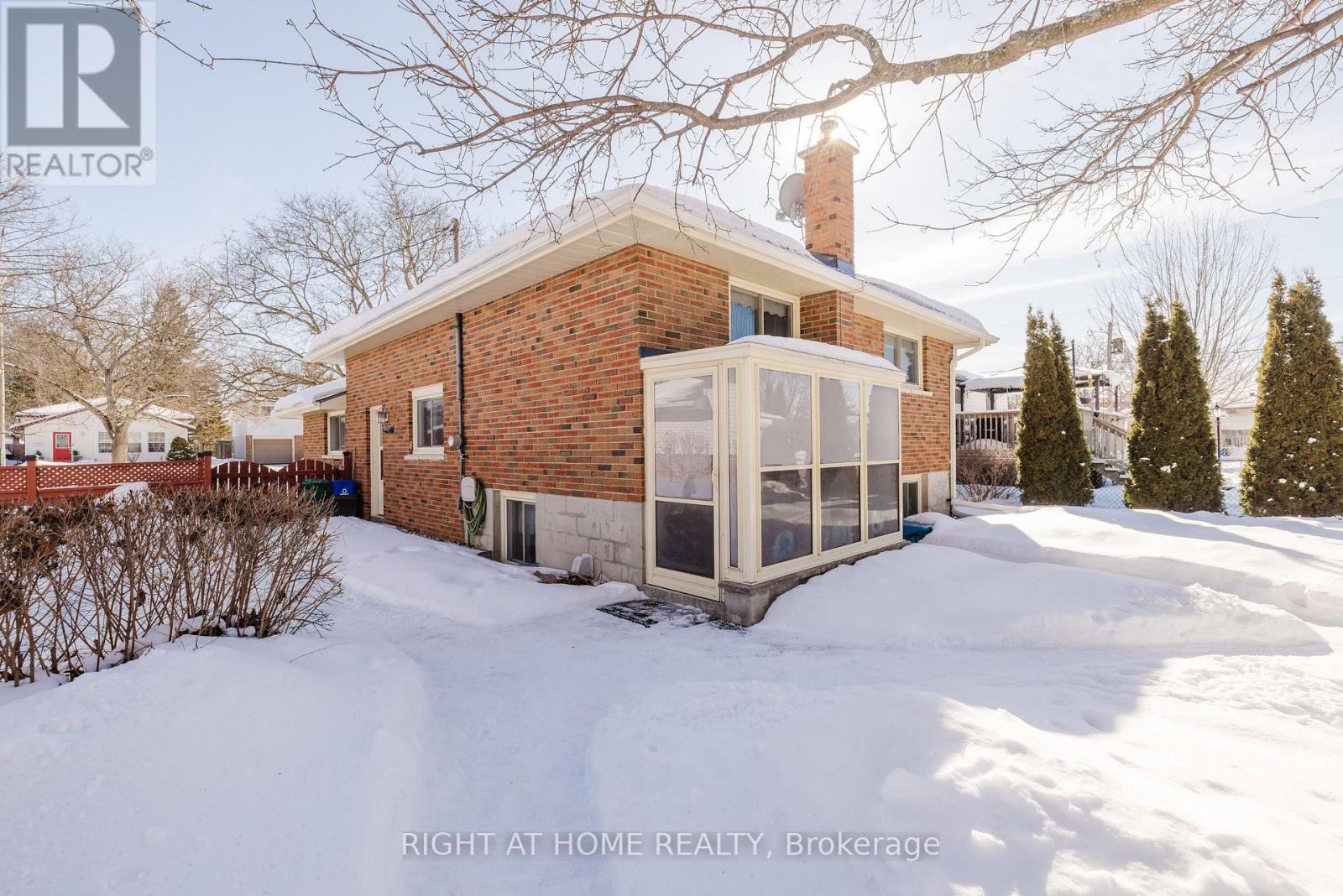 31 Thorncliffe Drive, Belleville, Ontario  K8P 4L3 - Photo 20 - X12820266
