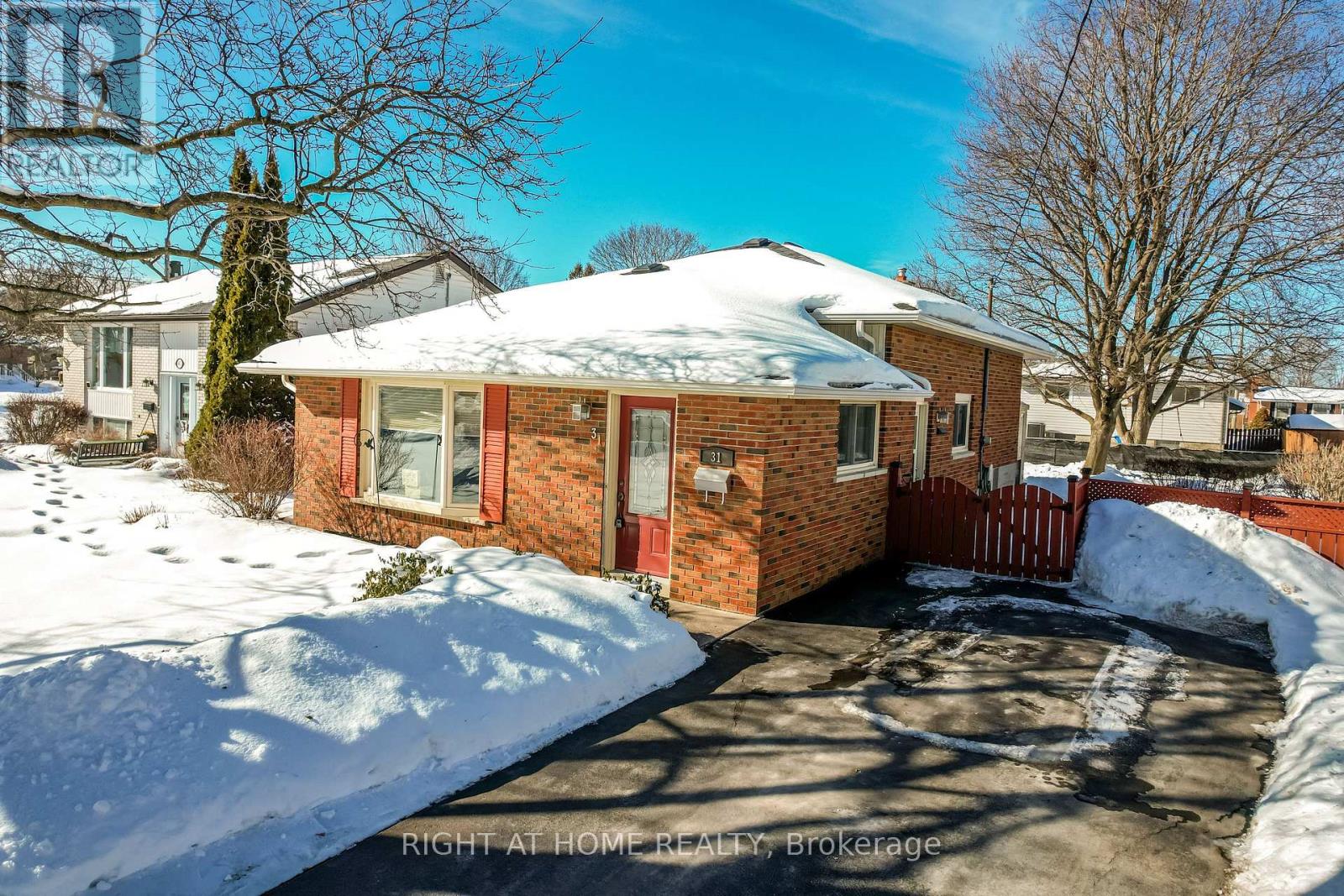 31 Thorncliffe Drive, Belleville, Ontario  K8P 4L3 - Photo 24 - X12820266