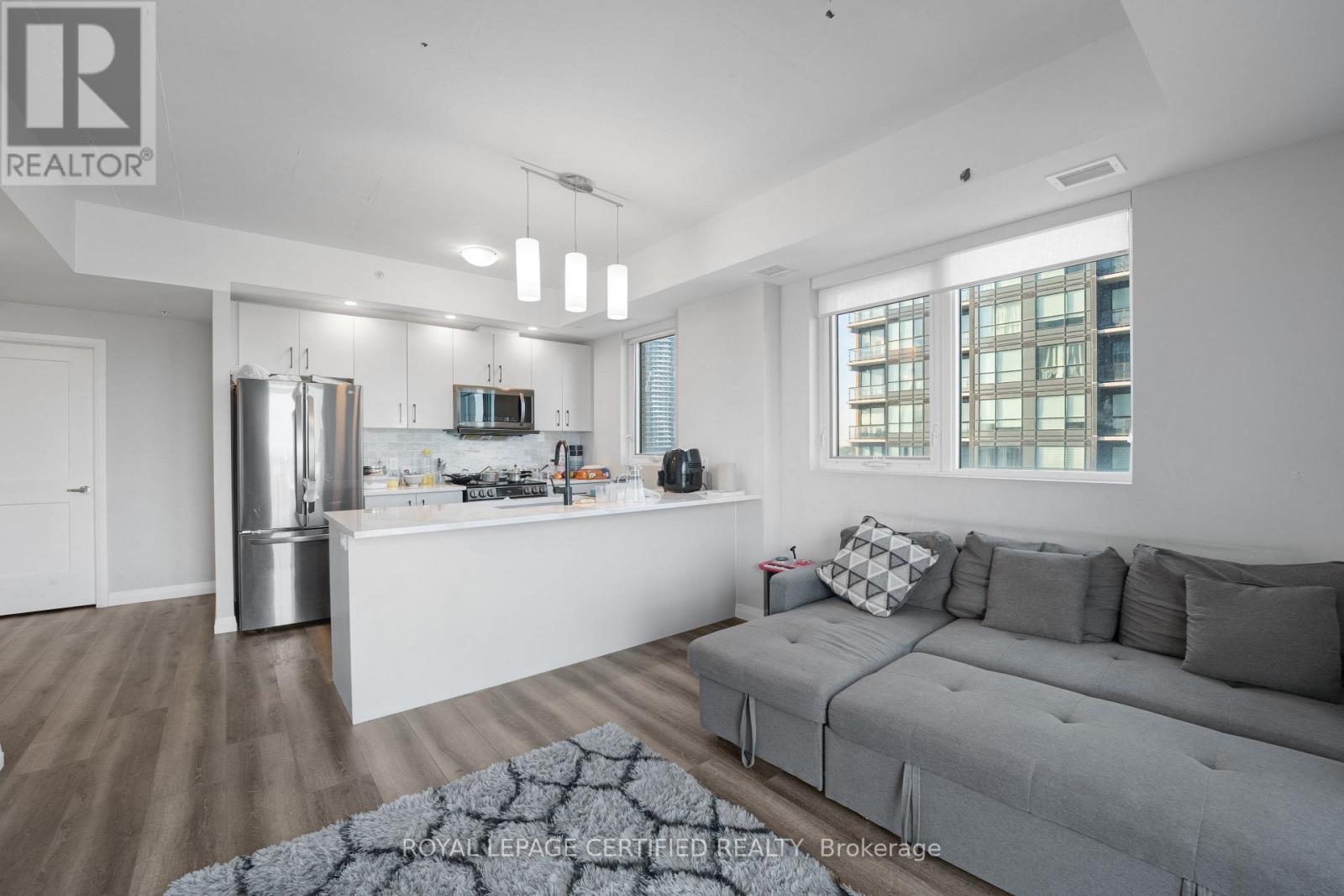 1502 - 108 Garment Street, Kitchener, Ontario  N2G 0E2 - Photo 4 - X12820284