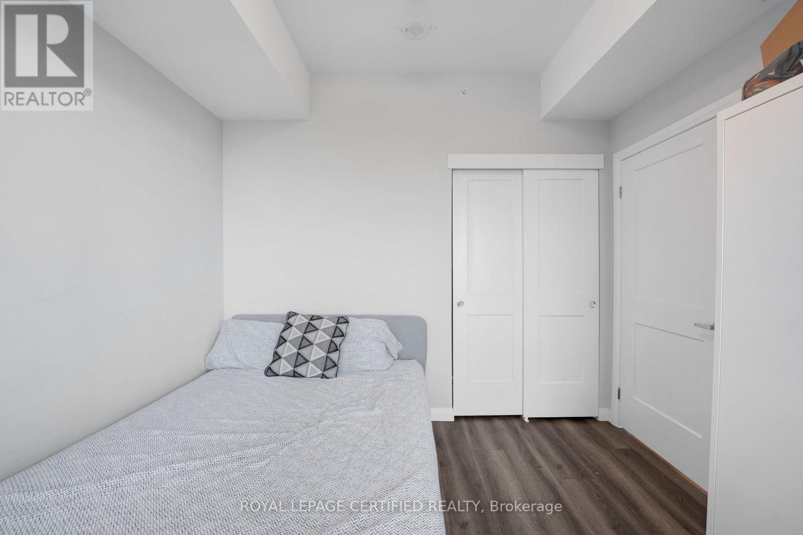 1502 - 108 Garment Street, Kitchener, Ontario  N2G 0E2 - Photo 8 - X12820284