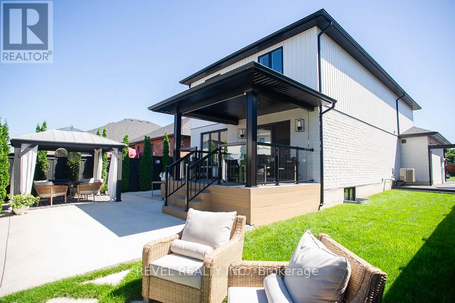 26 Gibbons Street, Norfolk, Ontario  N0E 1Y0 - Photo 37 - X12820318