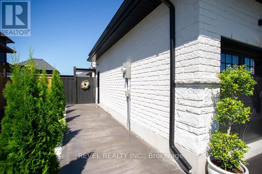 26 Gibbons Street, Norfolk, Ontario  N0E 1Y0 - Photo 38 - X12820318