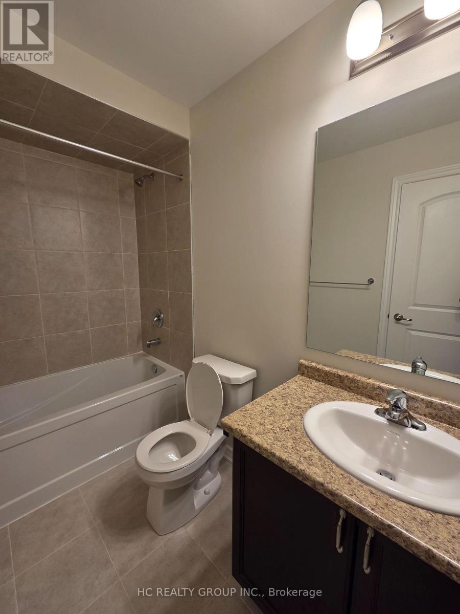 355 Mceachern Lane, Gravenhurst, Ontario  P1P 0H8 - Photo 16 - X12820346