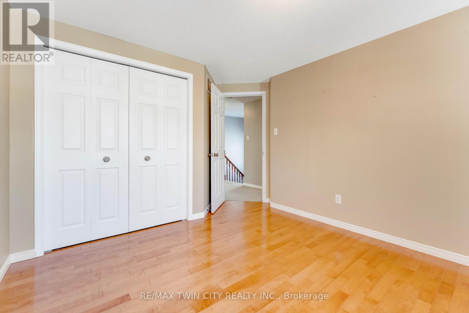 505 Snowdrop Court, Kitchener, Ontario  N2E 4G4 - Photo 27 - X12820352