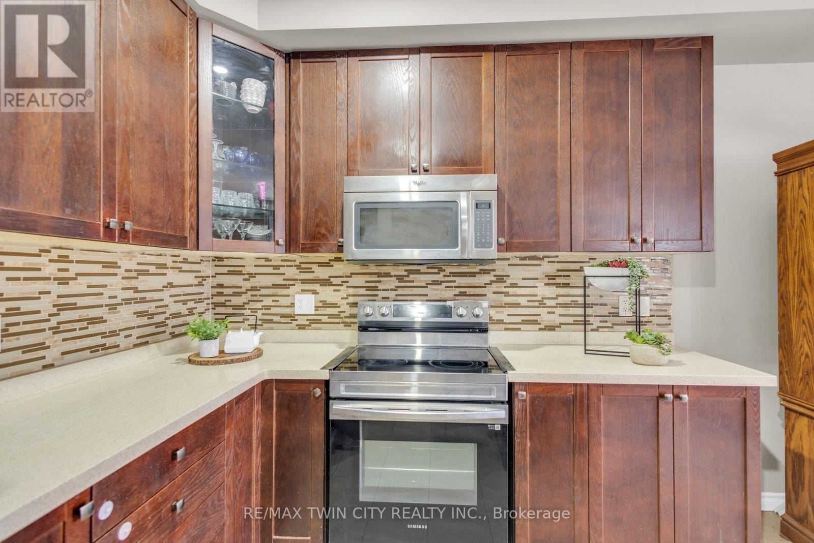 75 Stillwater Street Drive, Kitchener, Ontario  N2A 4M4 - Photo 12 - X12820406