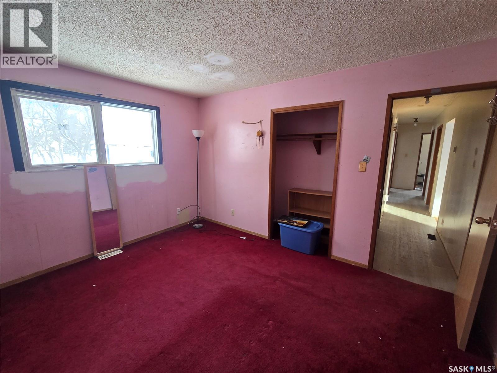 35 James Street, Kisbey, Saskatchewan  S0C 1L0 - Photo 16 - SK029153