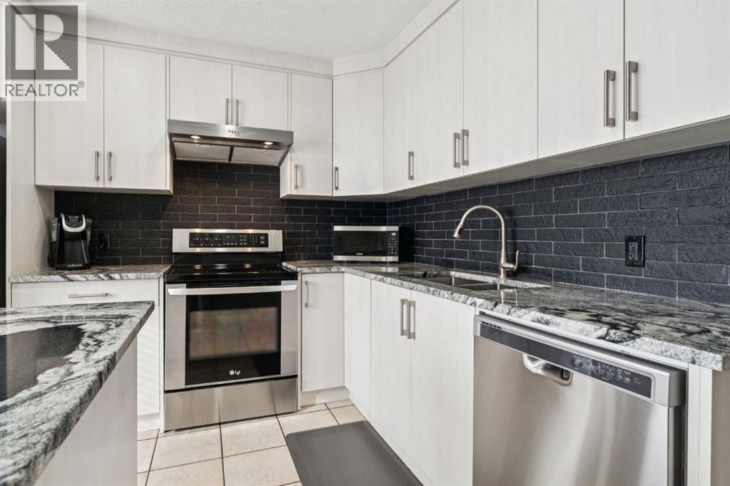 11 Bedford Manor Ne, Calgary, Alberta  T3K 4B8 - Photo 13 - A2288839