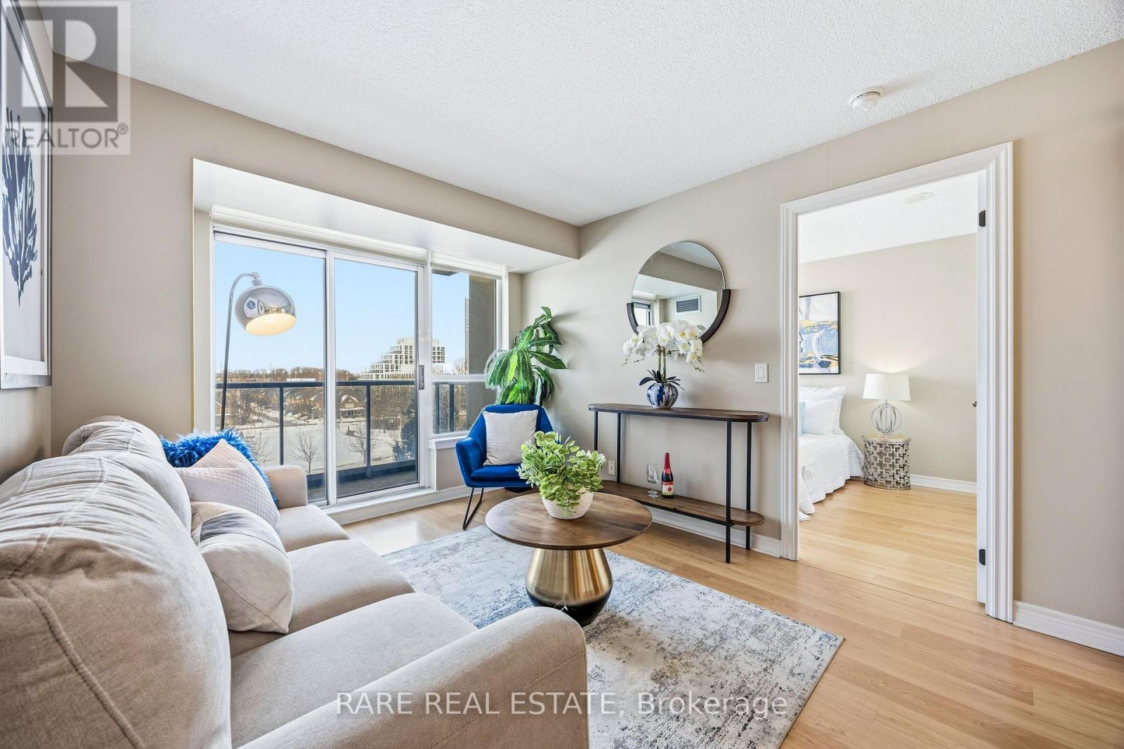 506 - 15 North Park Road, Vaughan, Ontario  L4J 0C9 - Photo 2 - N12816708