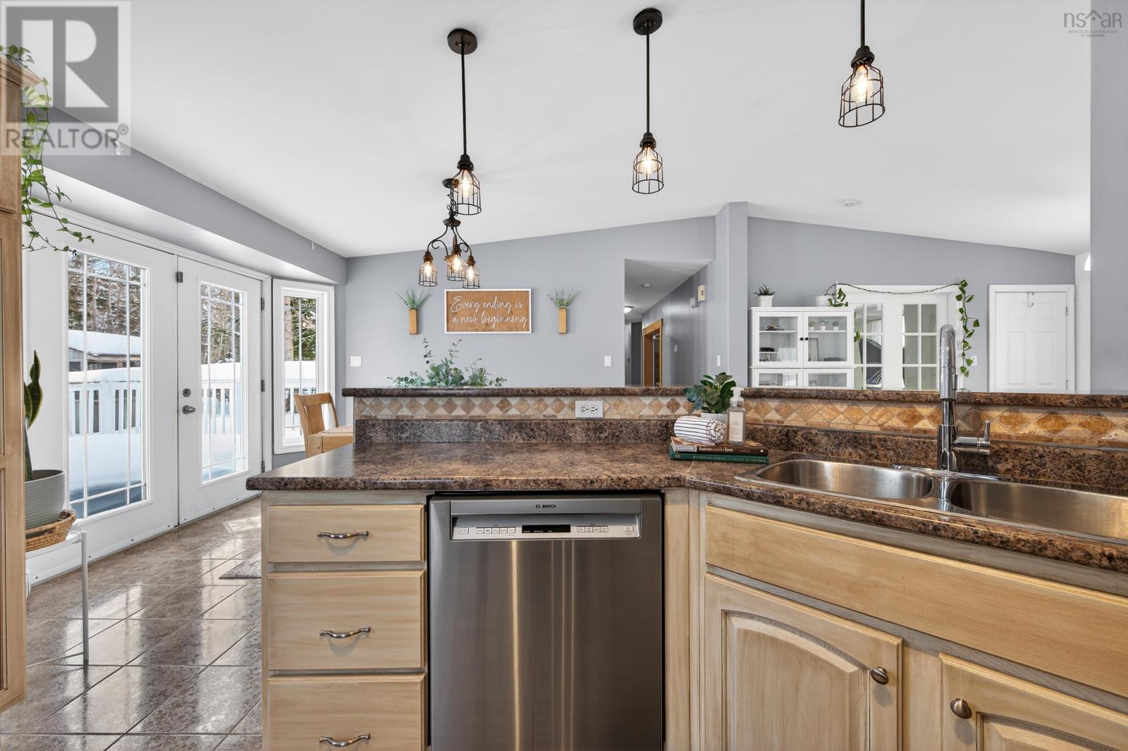 53 Erinmore Drive, Sydney, Nova Scotia  B1M 1A7 - Photo 25 - 202603378