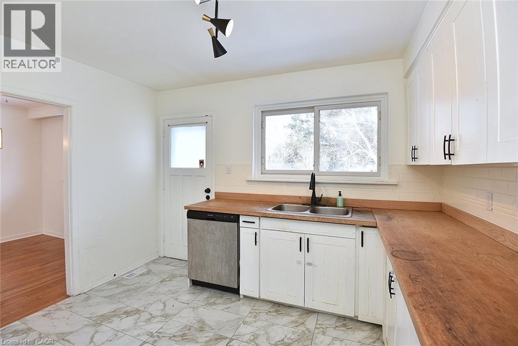 409 Tennyson Drive, Oakville, Ontario  L6L 3Z2 - Photo 8 - 40807762