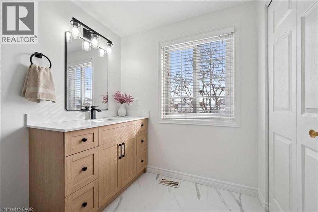 42 Tara Crescent, Kitchener, Ontario  N2E 3K9 - Photo 10 - 40805335