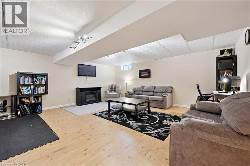 42 Tara Crescent, Kitchener, Ontario  N2E 3K9 - Photo 14 - 40805335