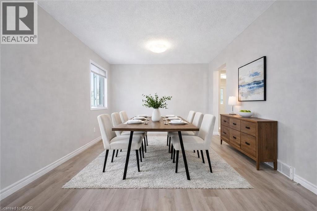 42 Tara Crescent, Kitchener, Ontario  N2E 3K9 - Photo 2 - 40805335