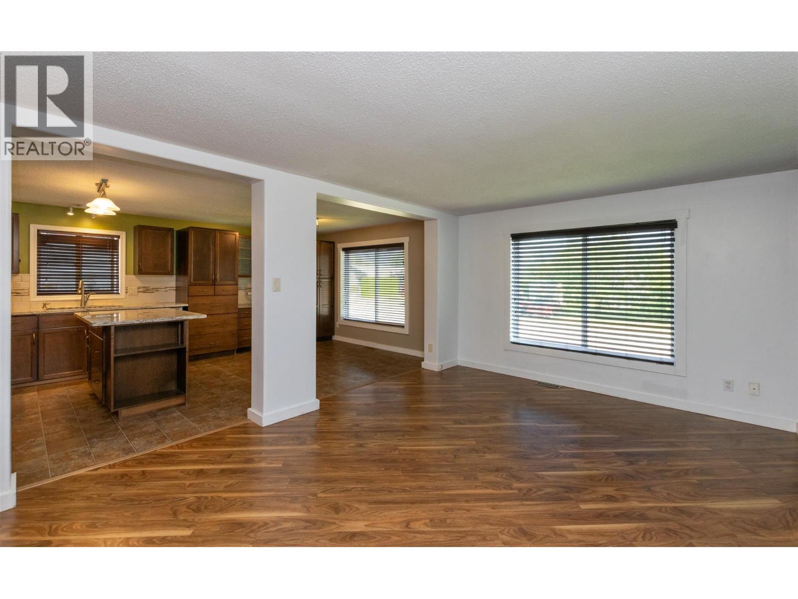 4640 73 Avenue Se, Salmon Arm, British Columbia  V0E 1K0 - Photo 10 - 10376895