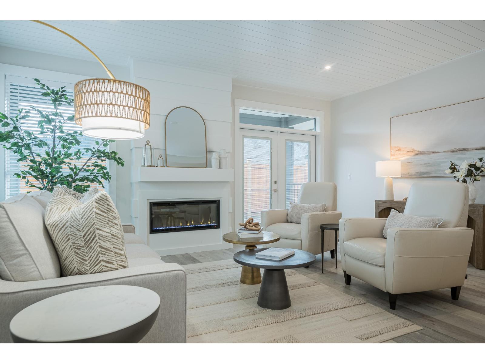 97 6211 Chilliwack River Road, Sardis South, Chilliwack, British Columbia  V2R 6A7 - Photo 1 - R3093163