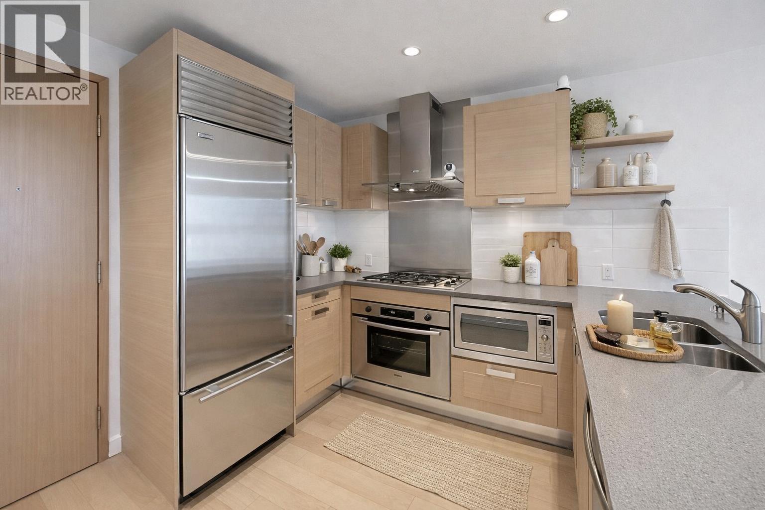 823 8080 Cambie Road, Richmond, British Columbia  V6X 0C1 - Photo 3 - R3091934