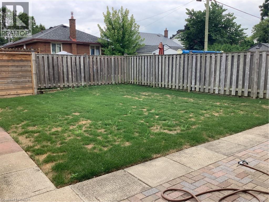 229 West 18th Street, Hamilton, Ontario  L9C 4H1 - Photo 26 - 40804659