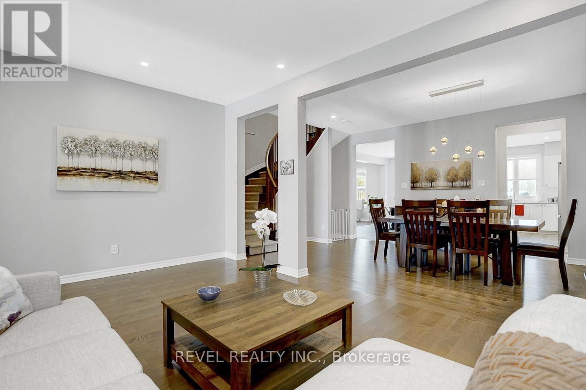 664 Eagle Crest Heights, Ottawa, Ontario  K2S 1G6 - Photo 11 - X12820480