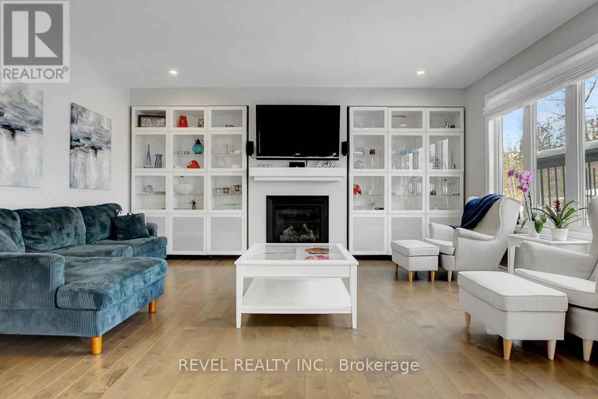 664 Eagle Crest Heights, Ottawa, Ontario  K2S 1G6 - Photo 15 - X12820480