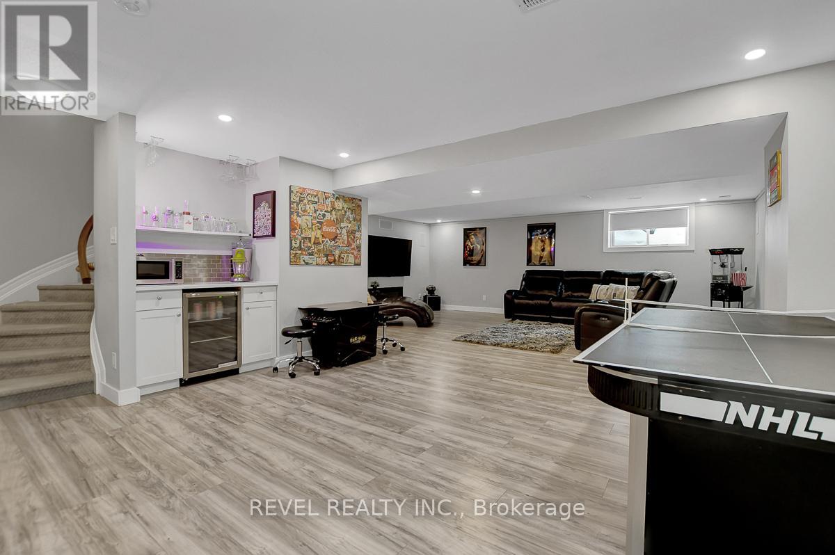 664 Eagle Crest Heights, Ottawa, Ontario  K2S 1G6 - Photo 32 - X12820480