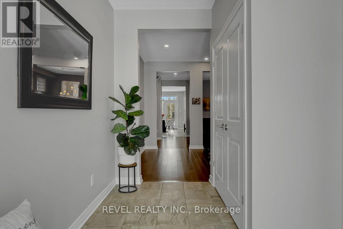 664 Eagle Crest Heights, Ottawa, Ontario  K2S 1G6 - Photo 6 - X12820480