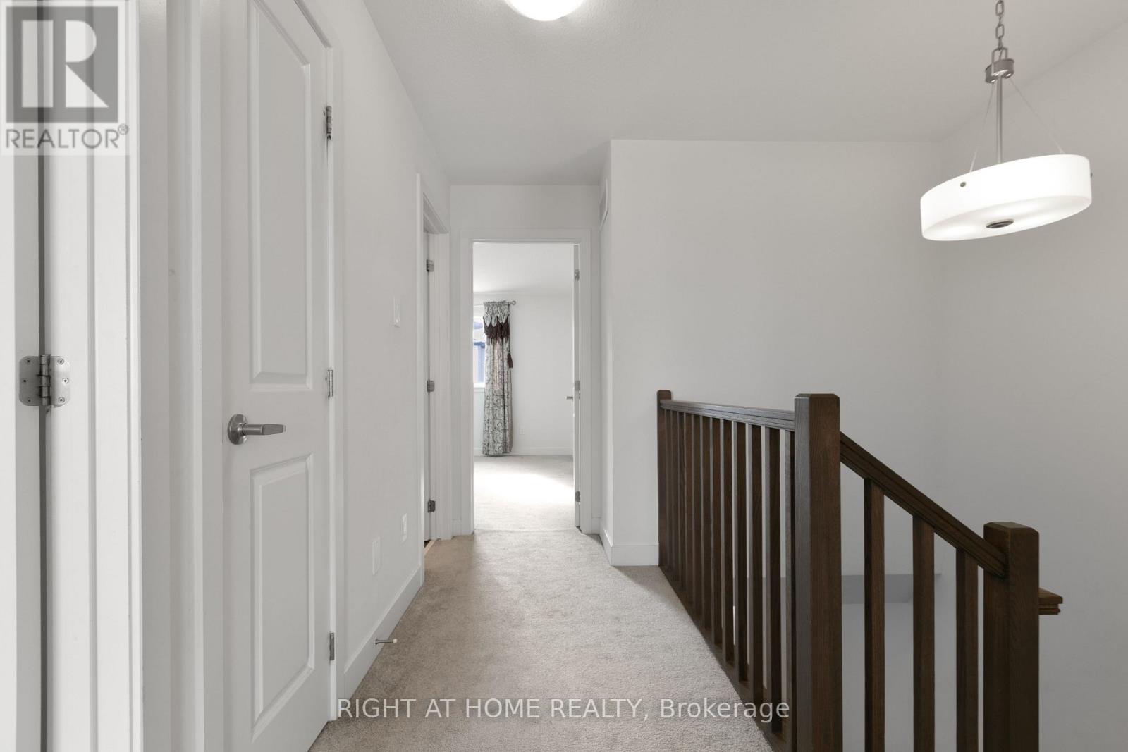 613 Rathburn Lane, Ottawa, Ontario  K1T 0V7 - Photo 10 - X12820492