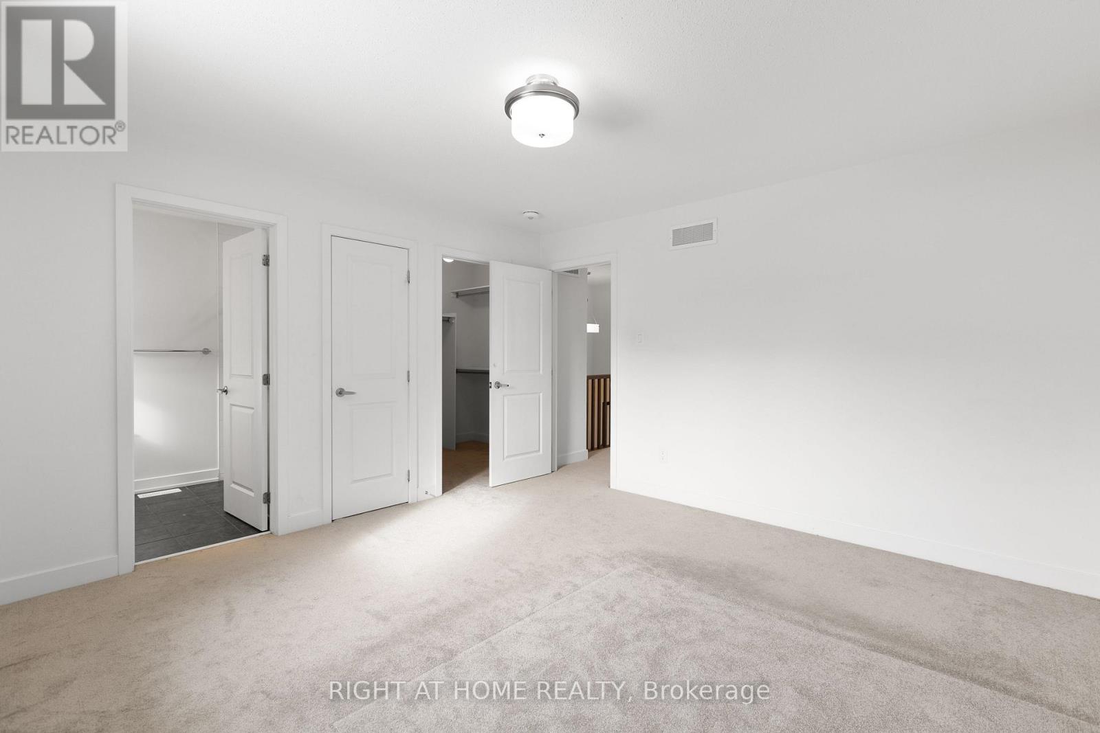 613 Rathburn Lane, Ottawa, Ontario  K1T 0V7 - Photo 12 - X12820492