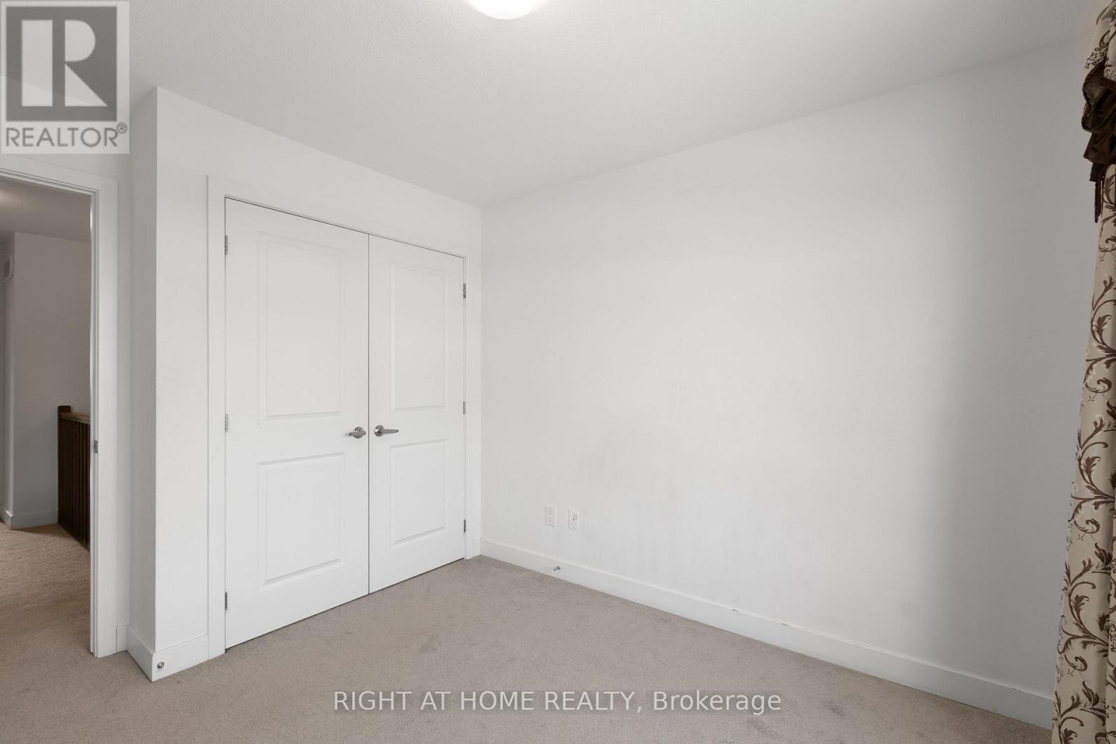 613 Rathburn Lane, Ottawa, Ontario  K1T 0V7 - Photo 18 - X12820492