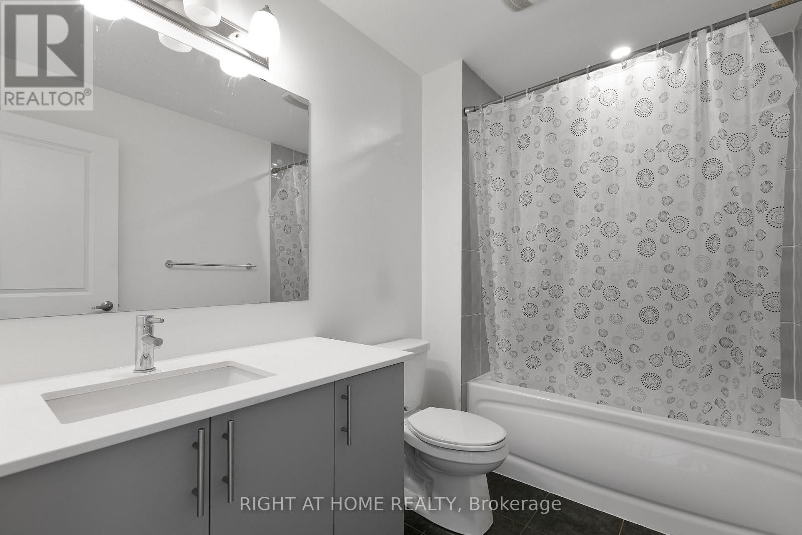 613 Rathburn Lane, Ottawa, Ontario  K1T 0V7 - Photo 19 - X12820492