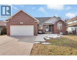 132 PRINCE ALBERT STREET, Kingsville, Ontario