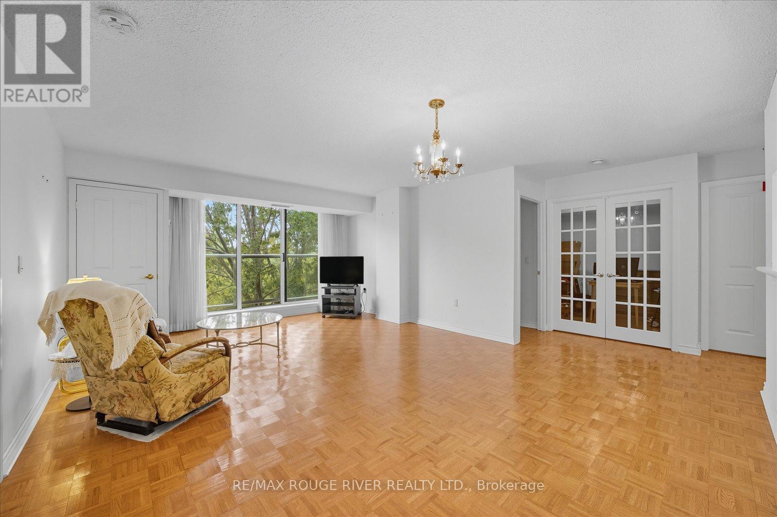 513 - 452 Scarborough Golf Club Road, Toronto, Ontario  M1G 1H1 - Photo 4 - E12722086