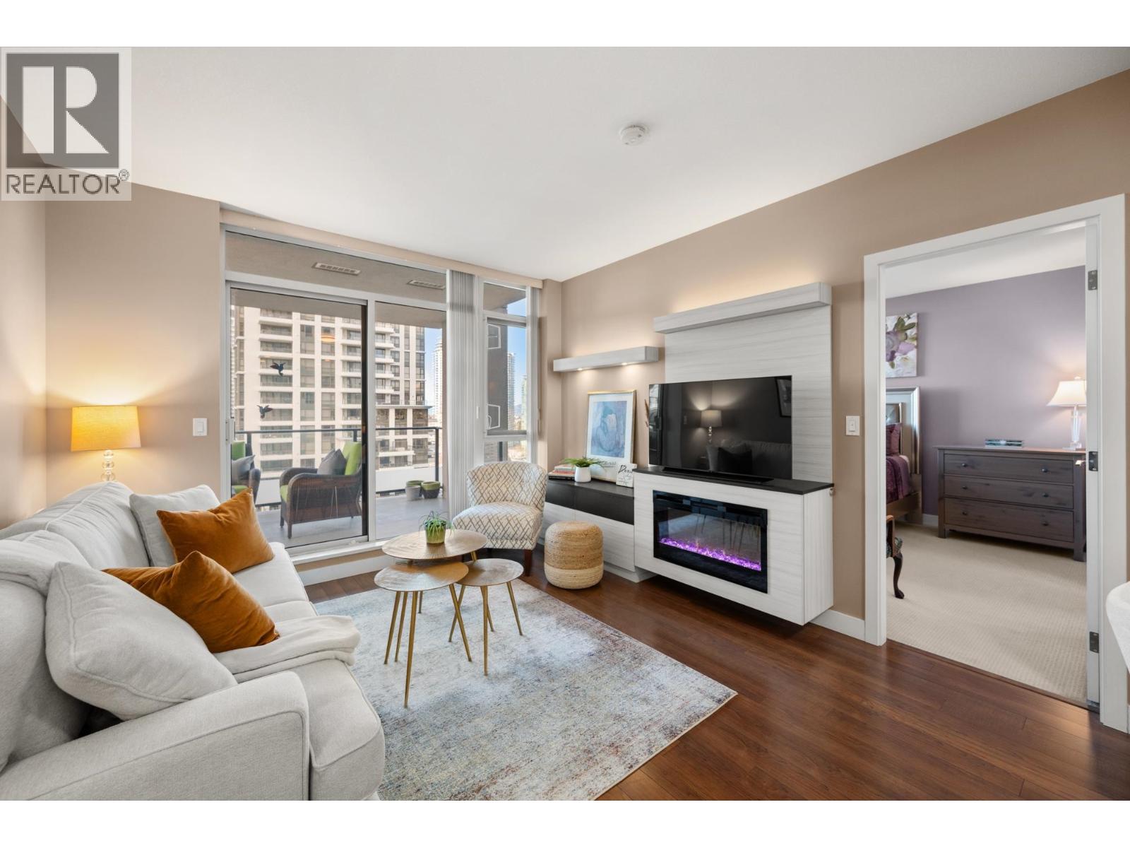 2006 2077 Rosser Avenue, Burnaby, British Columbia  V5C 0G6 - Photo 1 - R3093507