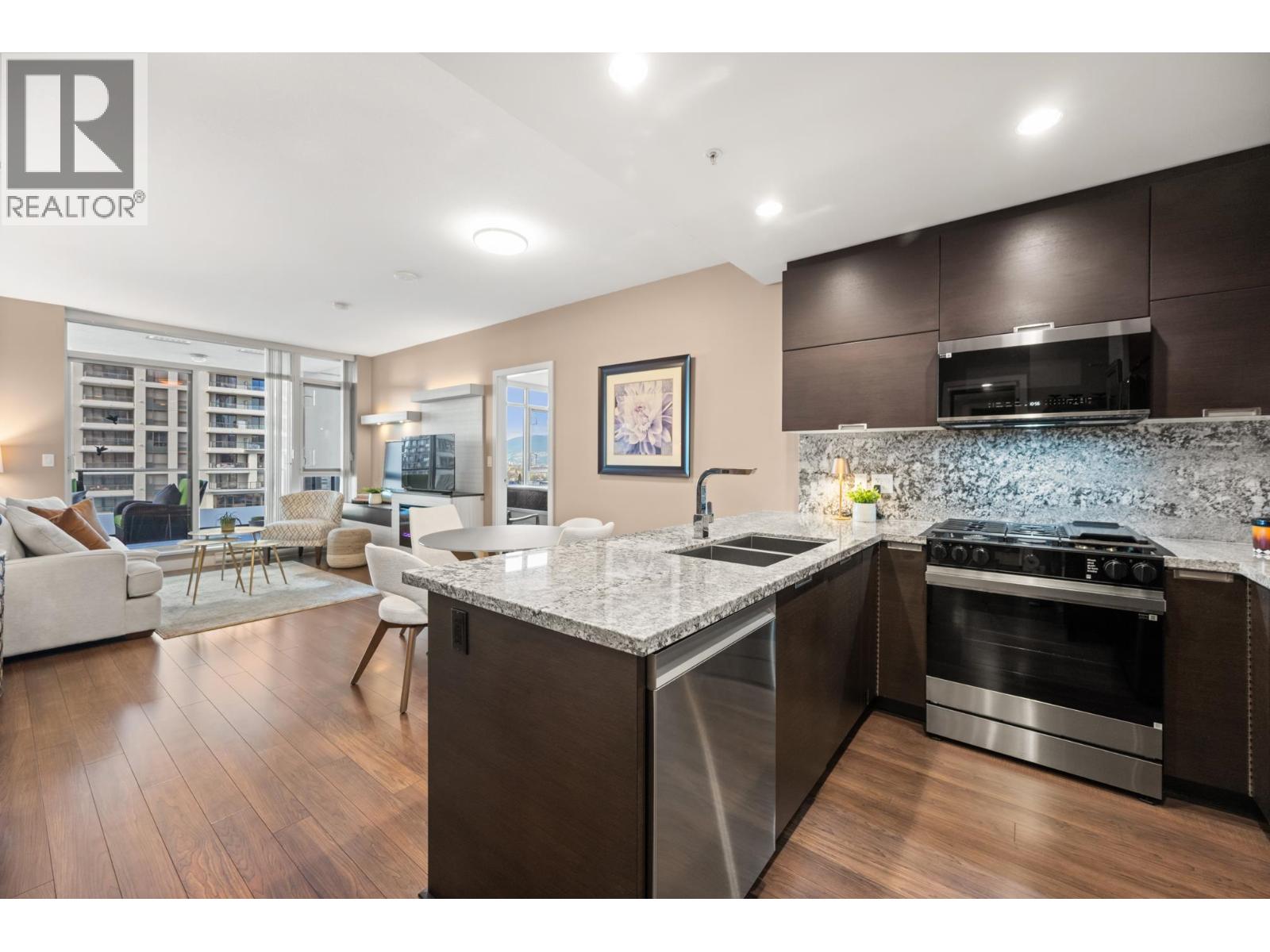 2006 2077 Rosser Avenue, Burnaby, British Columbia  V5C 0G6 - Photo 3 - R3093507