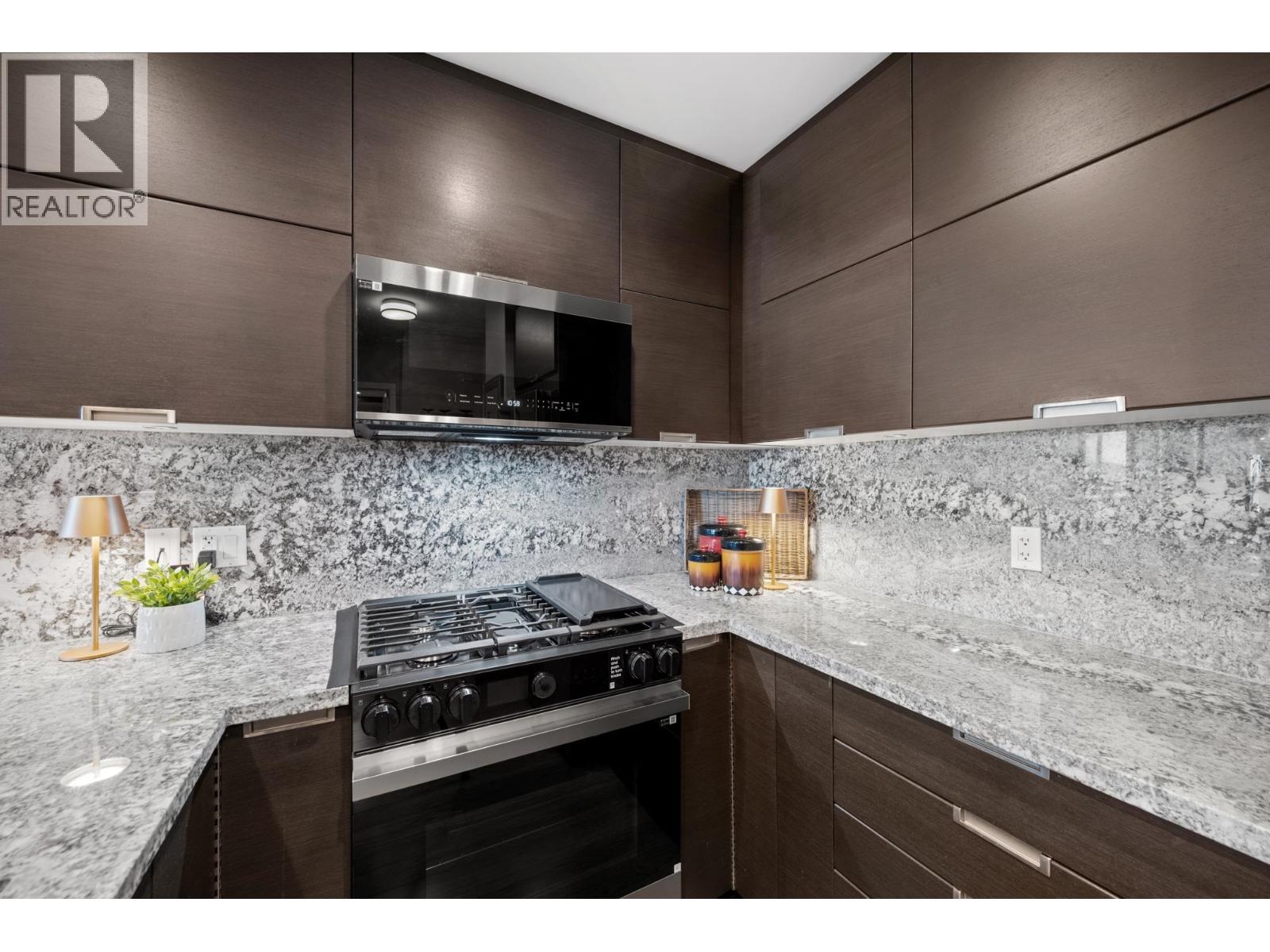 2006 2077 Rosser Avenue, Burnaby, British Columbia  V5C 0G6 - Photo 4 - R3093507