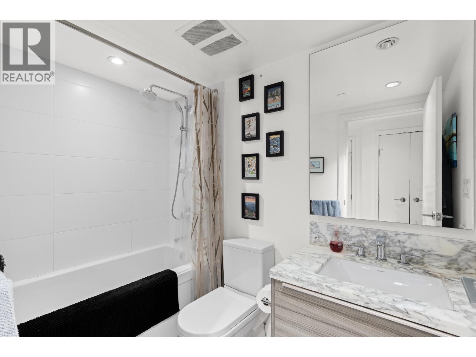 205 1550 Fern Street, North Vancouver, British Columbia  V7J 0A9 - Photo 12 - R3093557