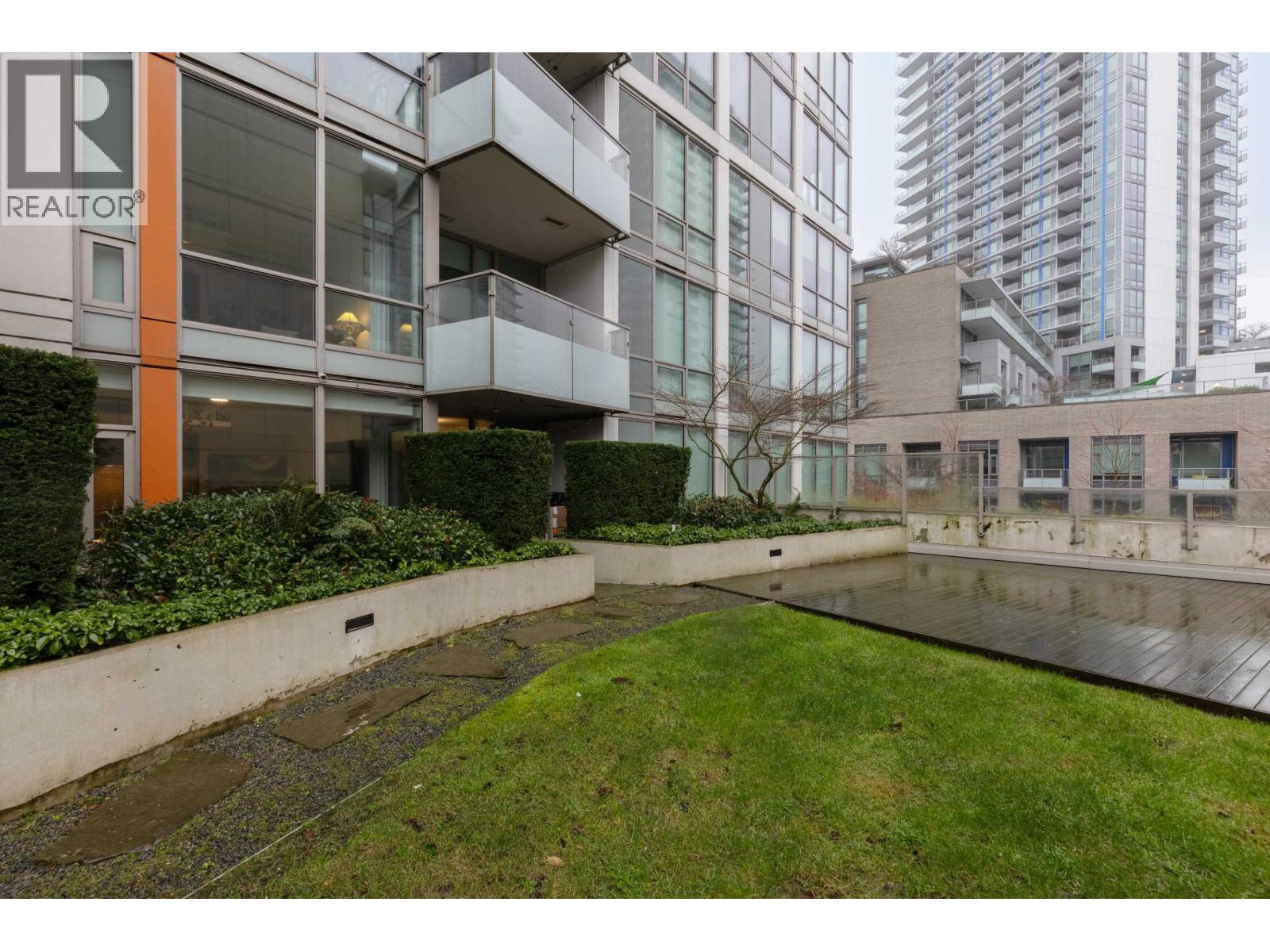 205 1550 Fern Street, North Vancouver, British Columbia  V7J 0A9 - Photo 15 - R3093557