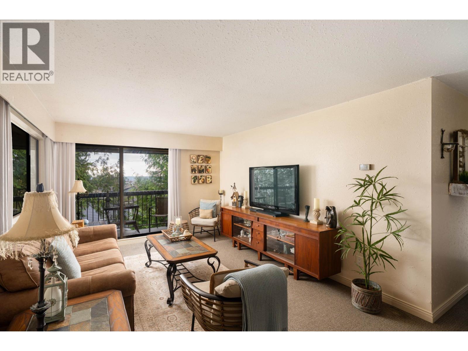 301 1000 King Albert Avenue, Coquitlam, British Columbia  V3J 7A3 - Photo 5 - R3093579