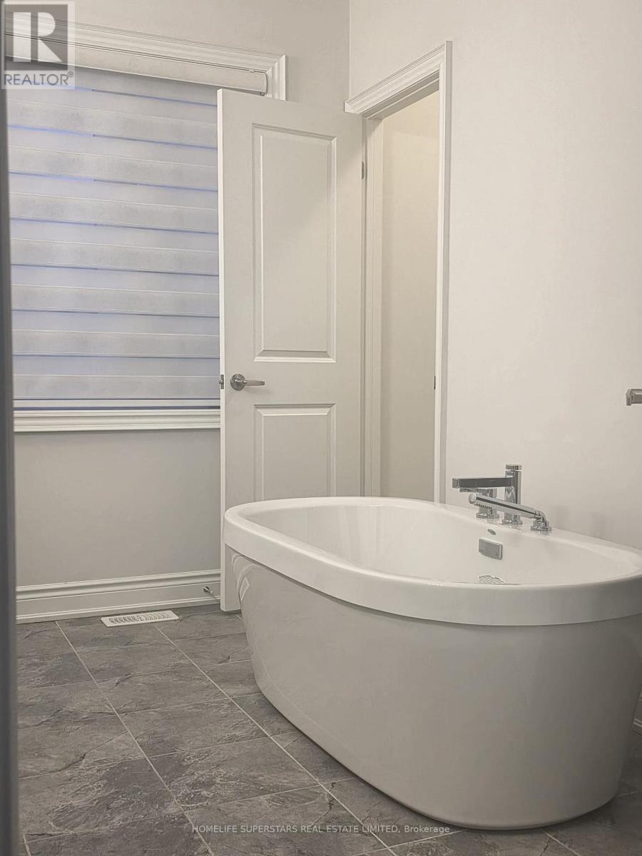 51 Jura Crescent, Brampton, Ontario  L6P 4R3 - Photo 25 - W12594766