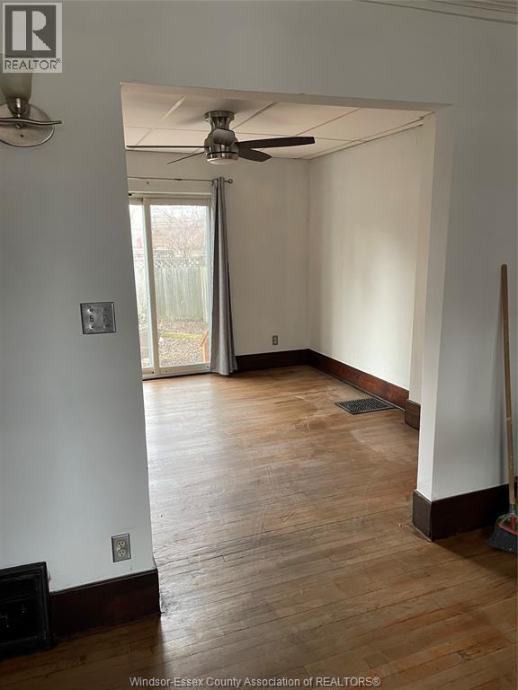 570 Pine Street, Windsor, Ontario  N9A 6E5 - Photo 6 - 26003991