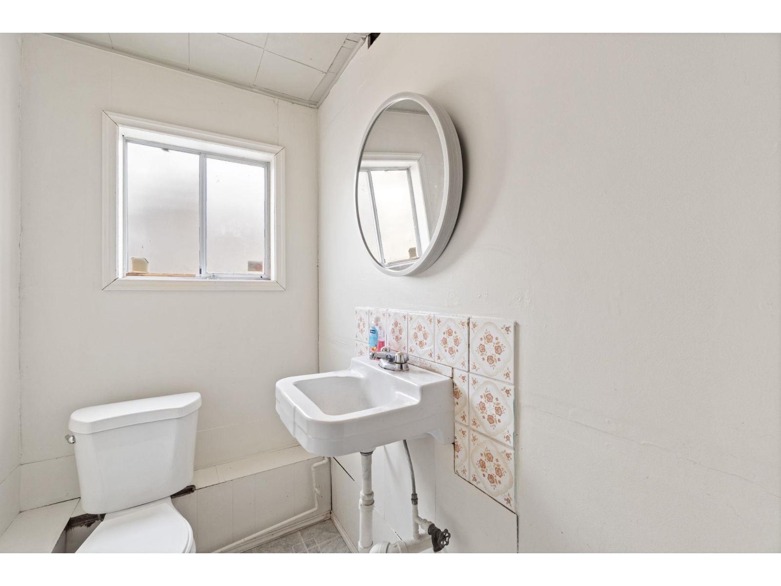 8867 Hazel Street, Chilliwack Proper South, Chilliwack, British Columbia  V2P 7C1 - Photo 20 - R3092620