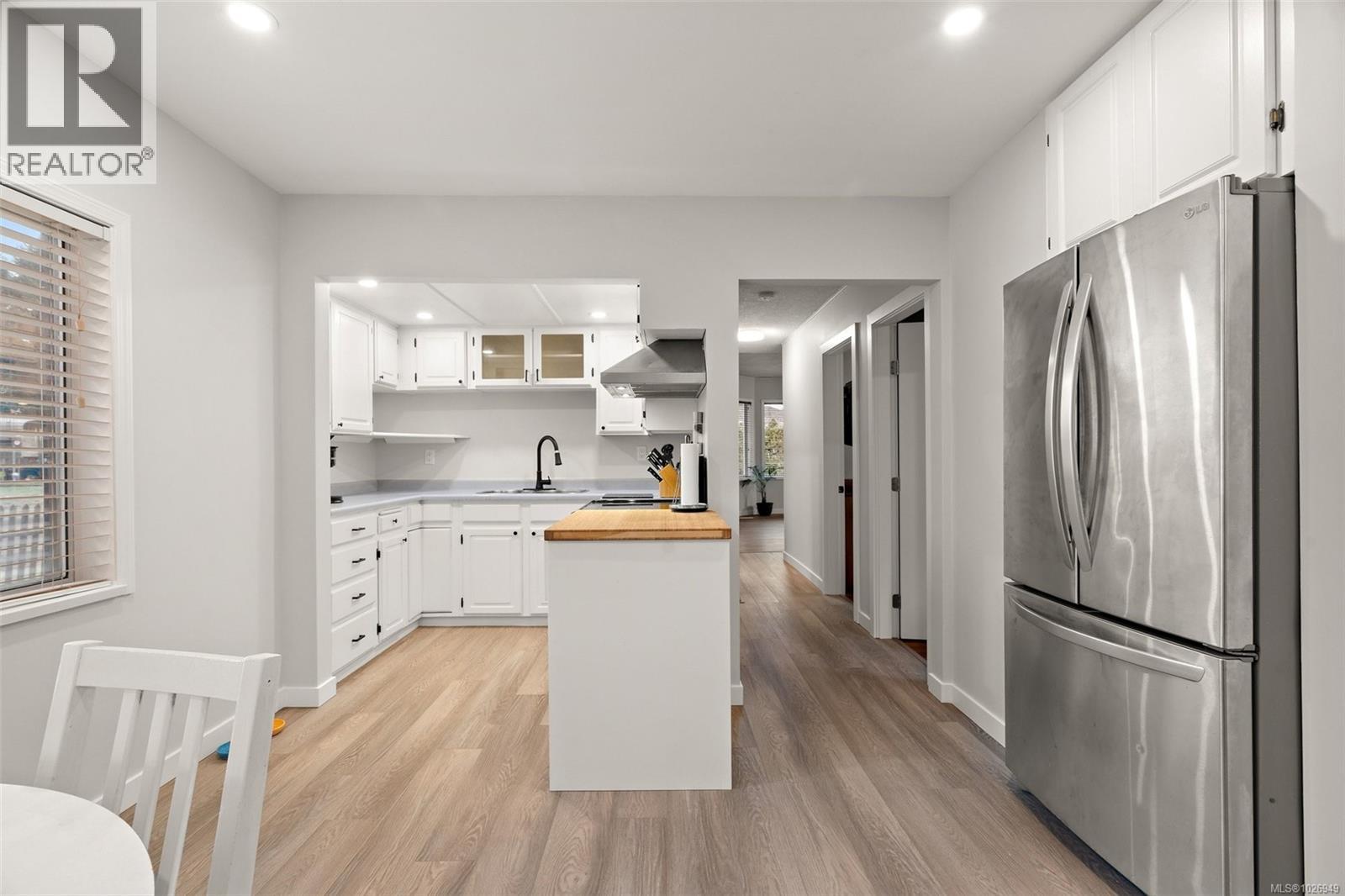 949 Orono Ave, Langford, British Columbia  V9B 2V2 - Photo 8 - 1026949