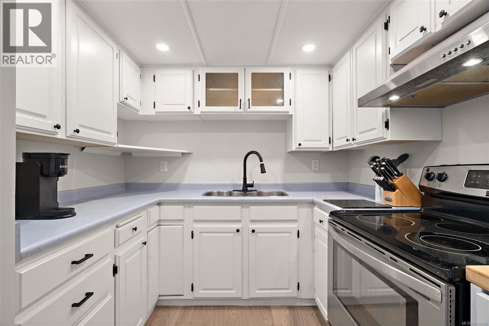 949 Orono Ave, Langford, British Columbia  V9B 2V2 - Photo 10 - 1026949