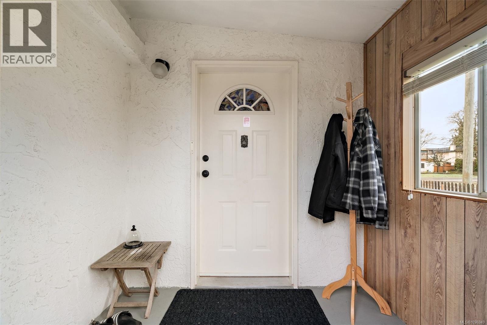 949 Orono Ave, Langford, British Columbia  V9B 2V2 - Photo 3 - 1026949