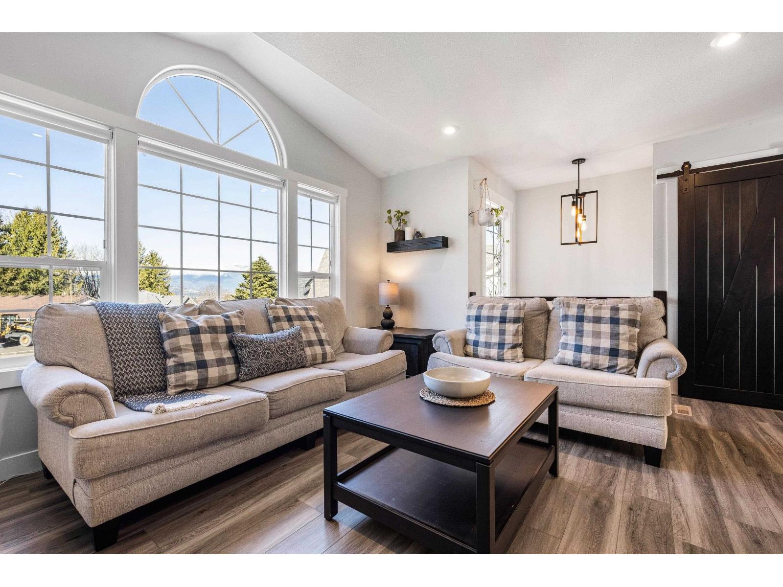 46430 Edgemont Place, Promontory, Chilliwack, British Columbia  V2R 3Y5 - Photo 16 - R3093578