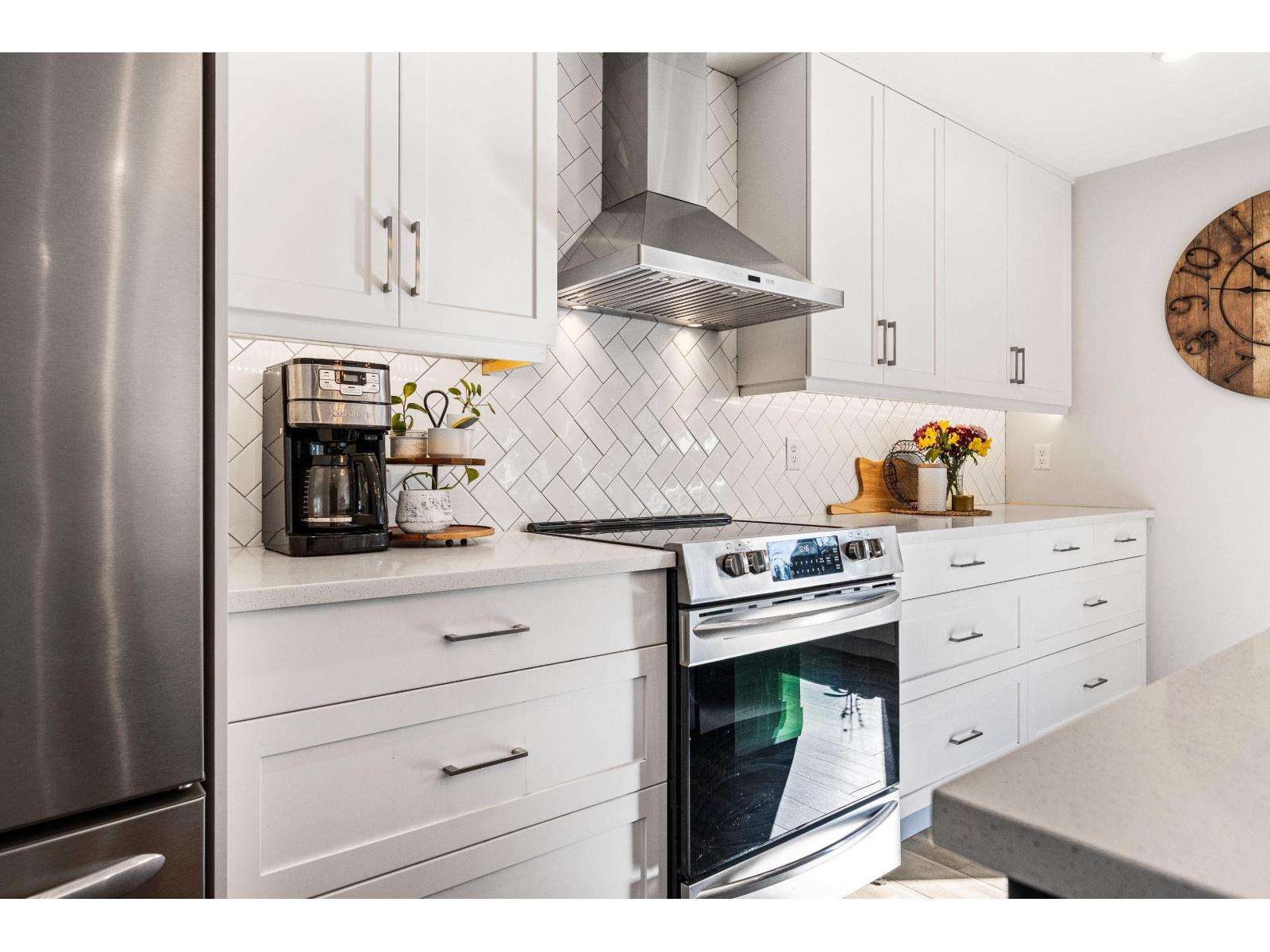 46430 Edgemont Place, Promontory, Chilliwack, British Columbia  V2R 3Y5 - Photo 11 - R3093578