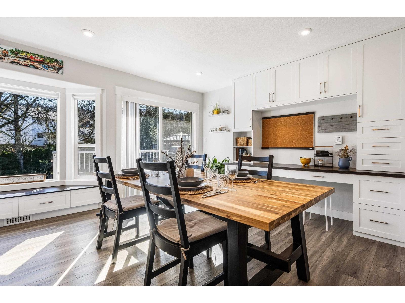 46430 Edgemont Place, Promontory, Chilliwack, British Columbia  V2R 3Y5 - Photo 13 - R3093578