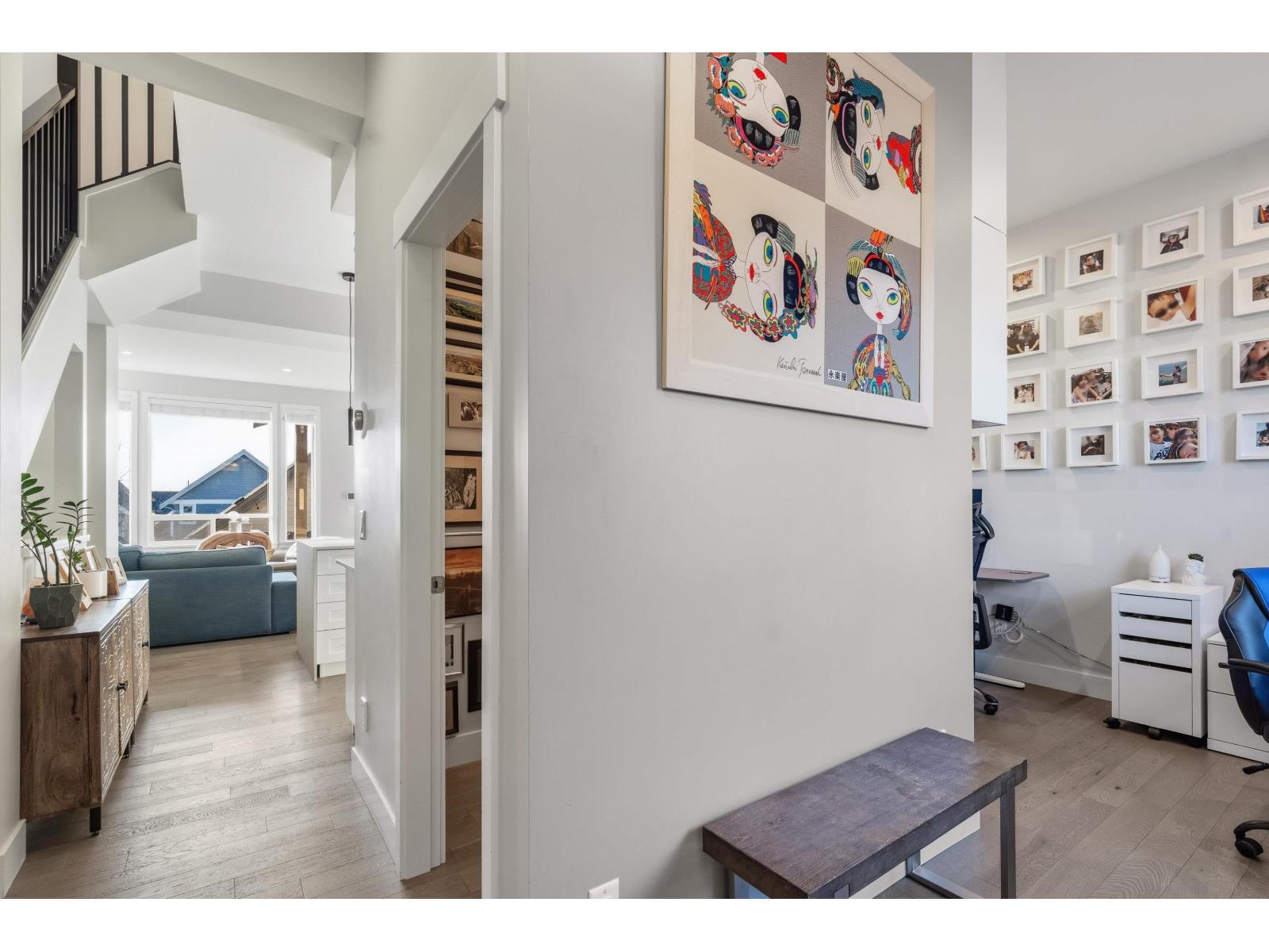 2107 165b Street, Surrey, British Columbia  V3Z 0V6 - Photo 3 - R3093000