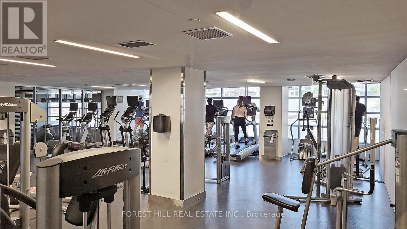 743 - 10 Capreol Court, Toronto, Ontario  M5V 4B3 - Photo 32 - C12820440