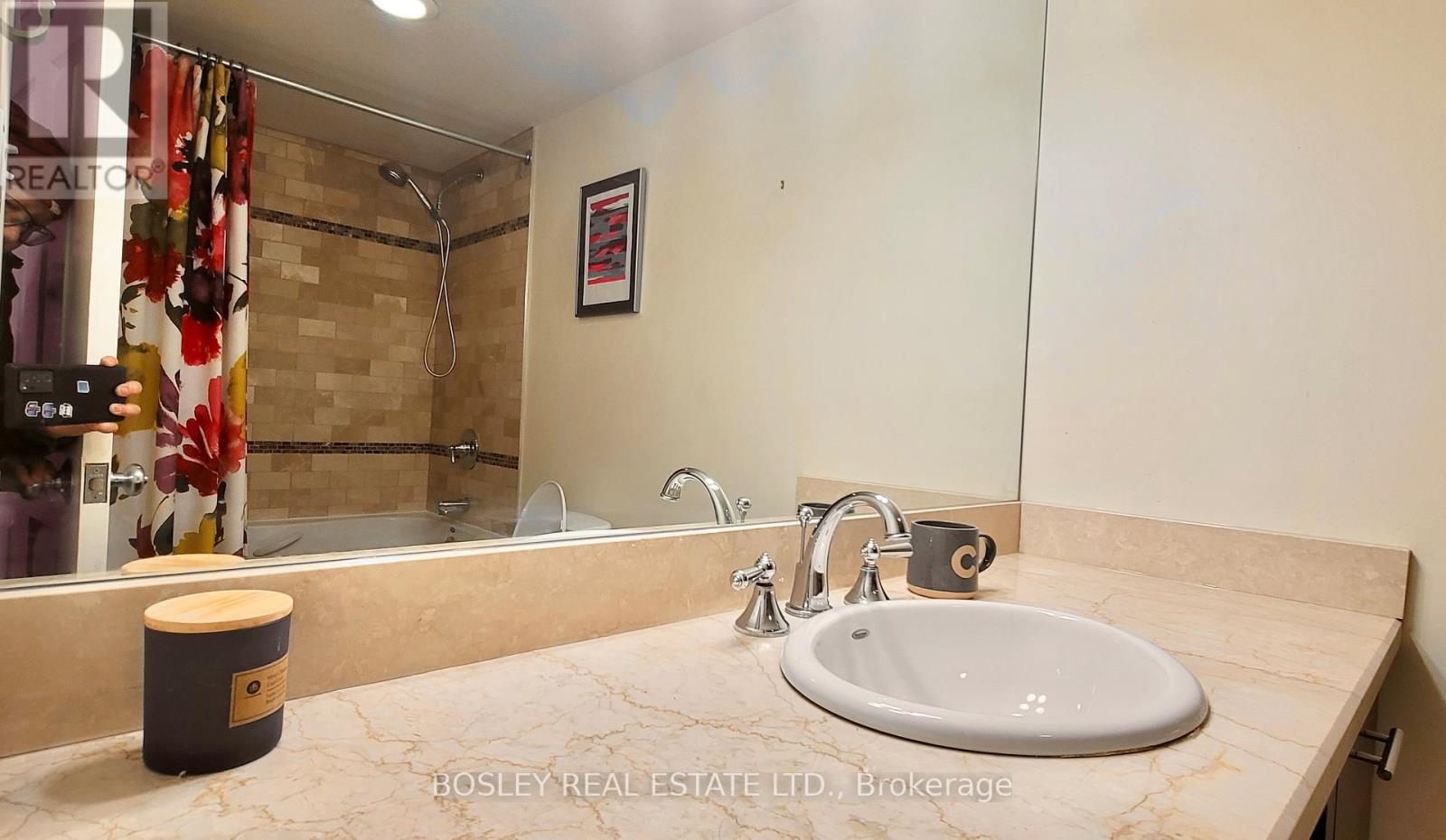 1606 - 77 Carlton Street, Toronto, Ontario  M5B 2J7 - Photo 17 - C12820454